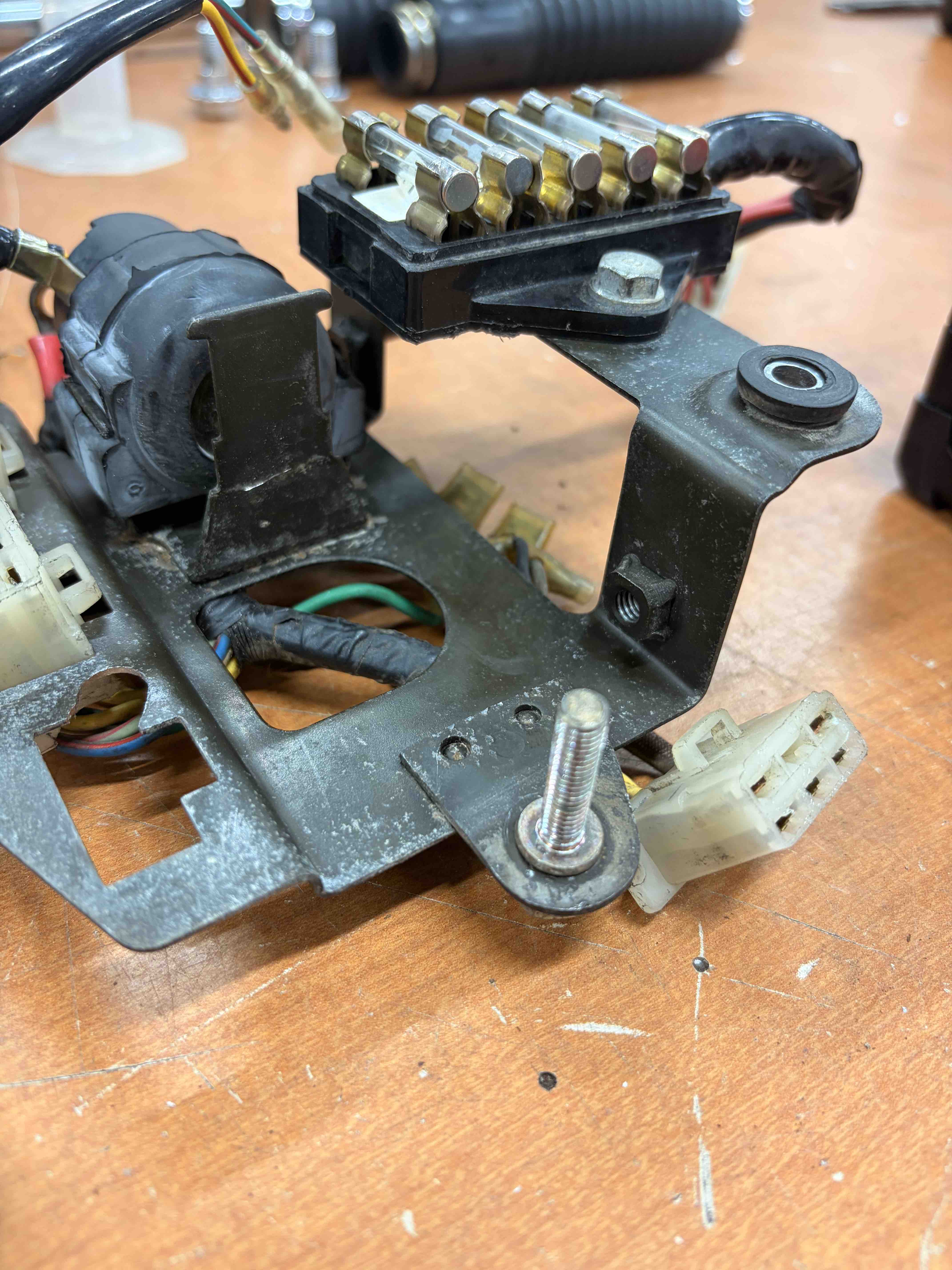 Rectifier mount after bend_CB550_ElectronicsTray_RegRecCombo.jpg